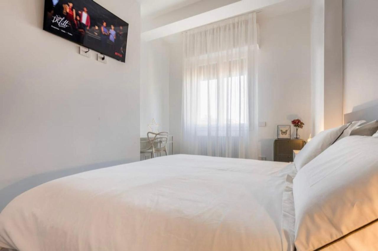 Domus Pyrus Apartments Перо Экстерьер фото